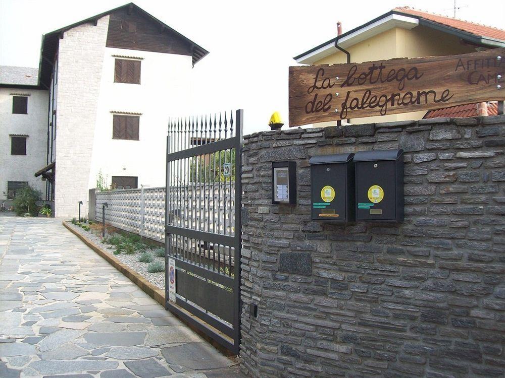 La Bottega del Falegname Pensión Vanzaghello Exterior foto